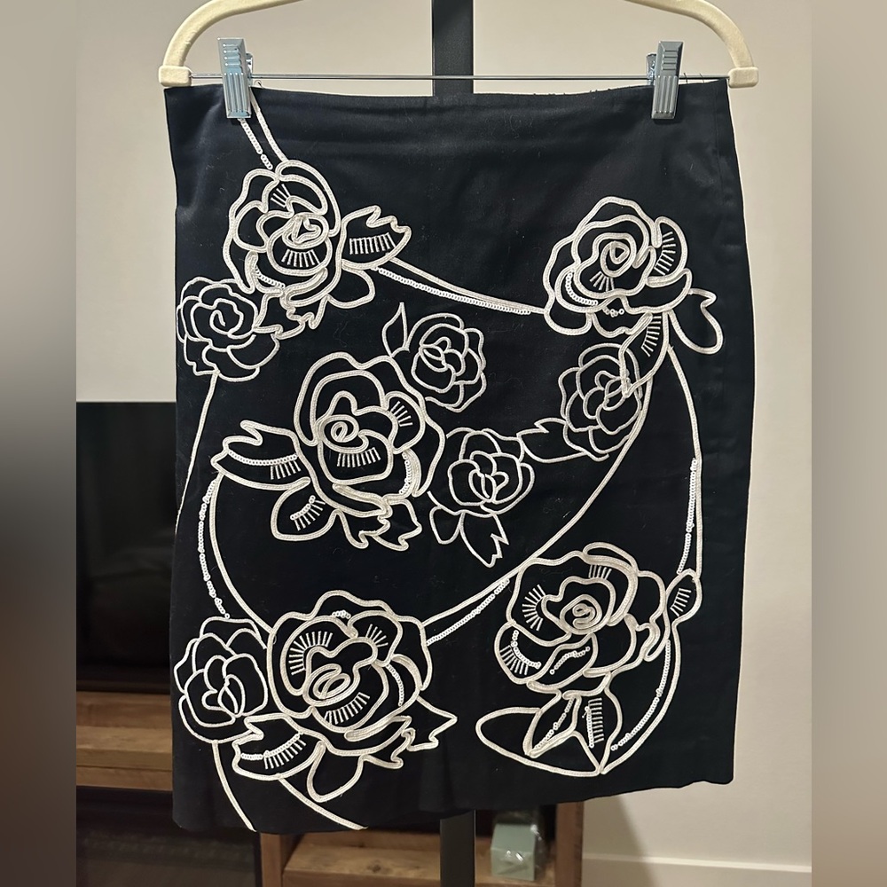 White House Black Market Black Skirt with White Embroidery